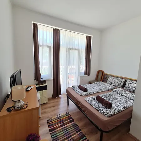 To Szallo Hotel Dunapataj